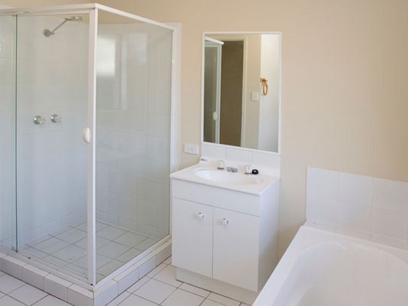 10 Max Court, Narangba QLD 4504