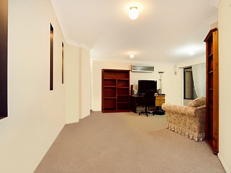 5 Mango Crescent, Narangba QLD 4504