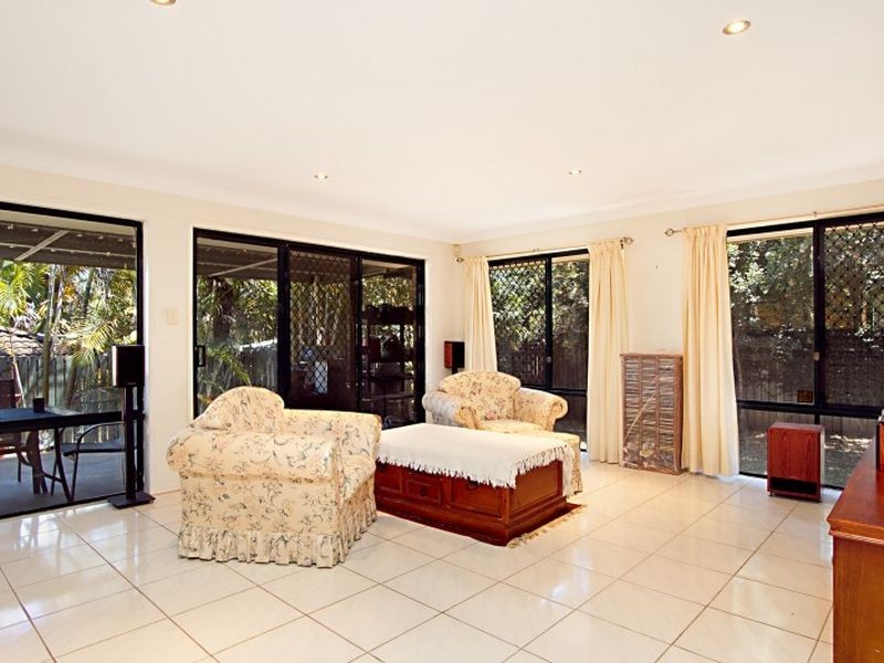 5 Mango Crescent, Narangba QLD 4504