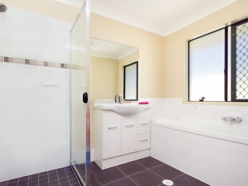 24 Kernel Rd, Narangba QLD 4504
