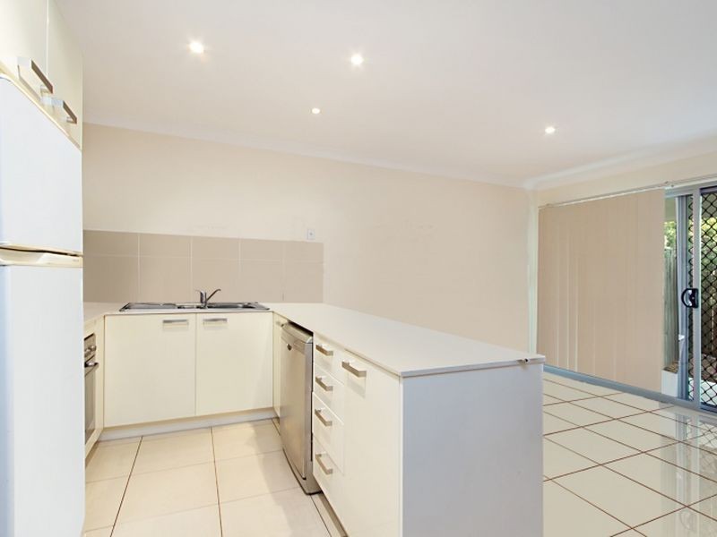 2/105 King Street, Caboolture QLD 4510