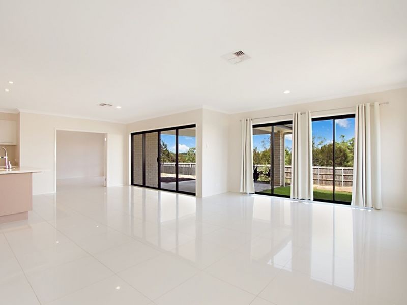 104 Tibrogargan Drive, Narangba QLD 4504