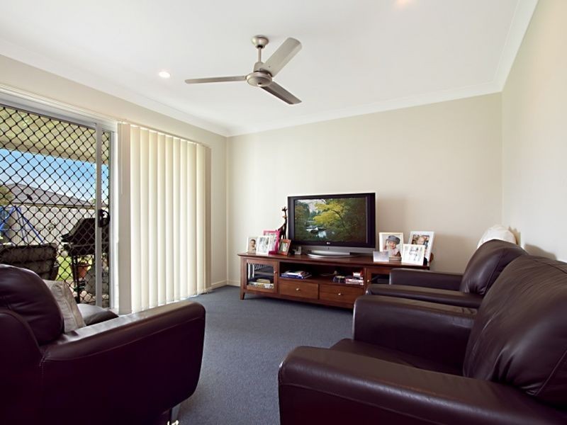 13 Barron Street, Morayfield QLD 4506