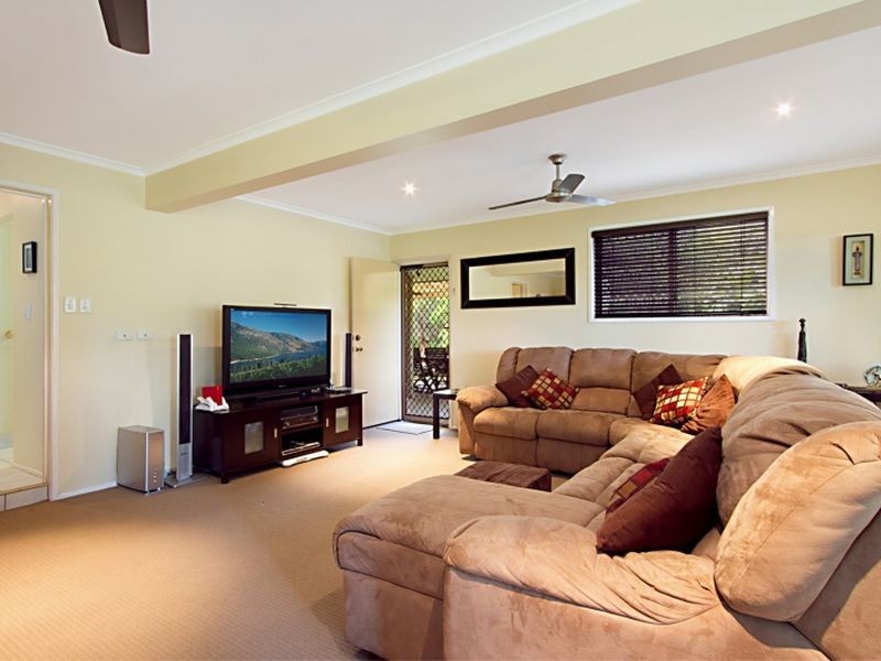 31 Jimbarri Court, Burpengary QLD 4505