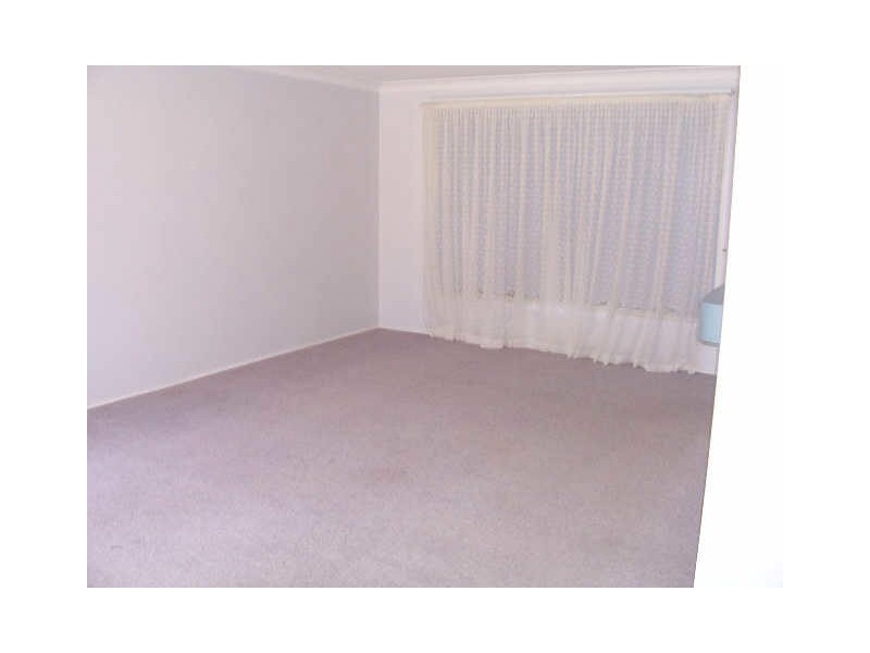 8 KIRKLAND CLOSE, Lakelands NSW 2282