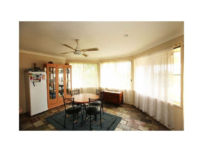 5 Springvale Circuit, Cameron Park NSW 2285