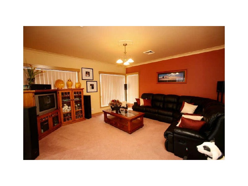 56 Berringar Road, Valentine NSW 2280