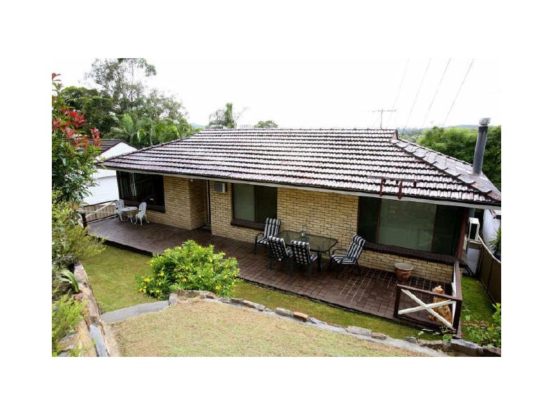 684 Macquarie Drive, Eleebana NSW 2282
