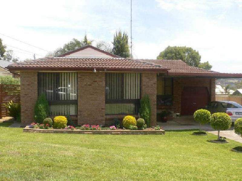 11 HARRISON STREET, Warners Bay NSW 2282