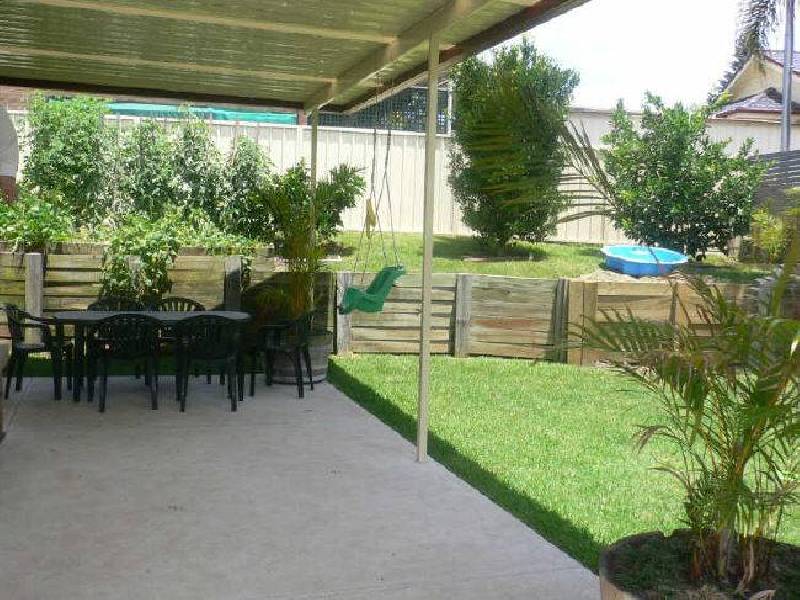 11 HARRISON STREET, Warners Bay NSW 2282