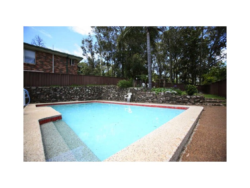 7 Roy Avenue, Bolton Point NSW 2283