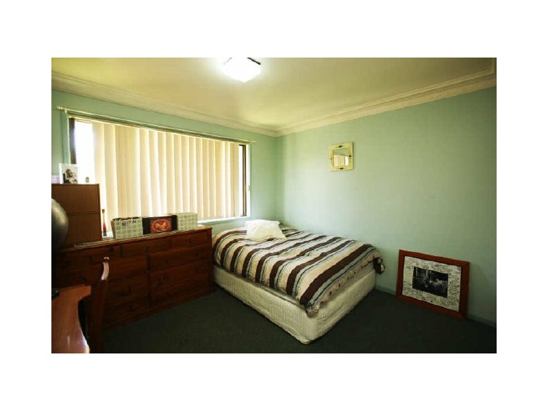 7 Roy Avenue, Bolton Point NSW 2283