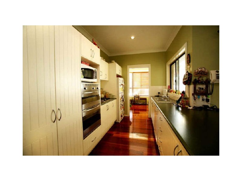 12 Cassegrain Close, Eleebana NSW 2282