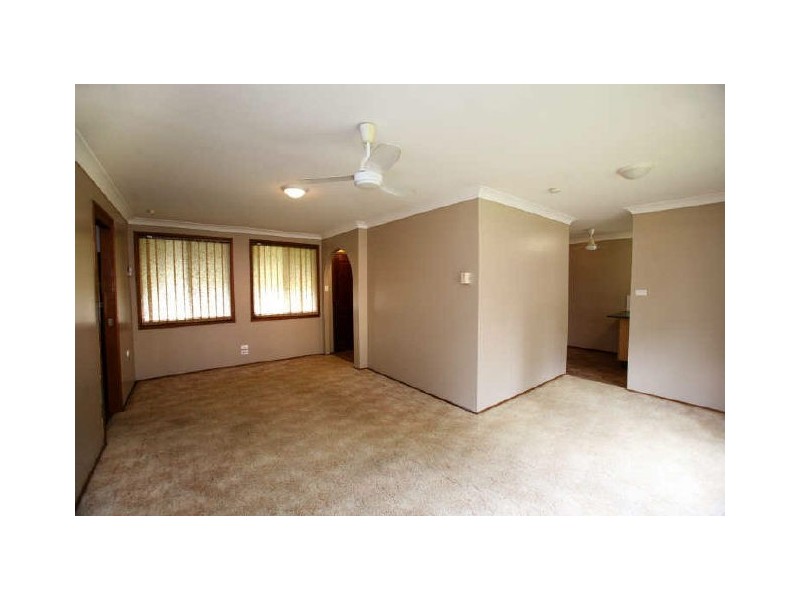 2 Angela Close, Carey Bay NSW 2283
