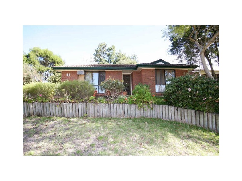 41 Kestrel Avenue, Mount Hutton NSW 2290