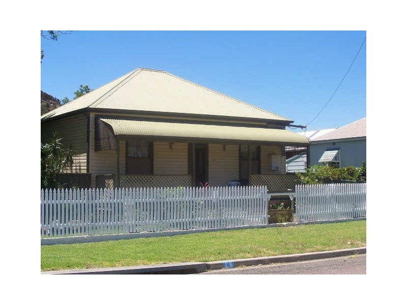 16 Albert Street, Speers Point NSW 2284