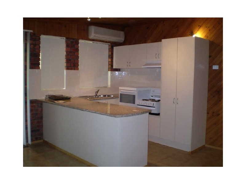 10 Helen Street, Mount Hutton NSW 2290