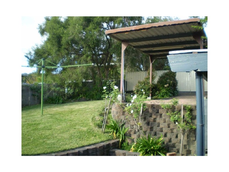 6 Roath Street, Cardiff NSW 2285