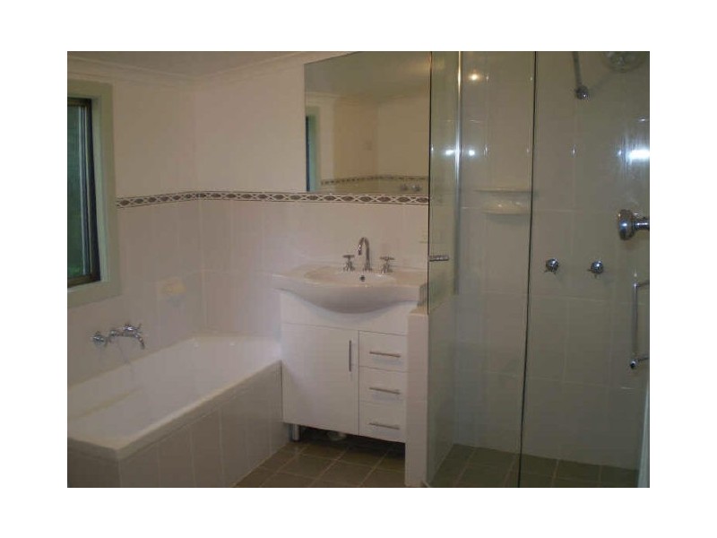 10 Mitchell Street, Tighes Hill NSW 2297