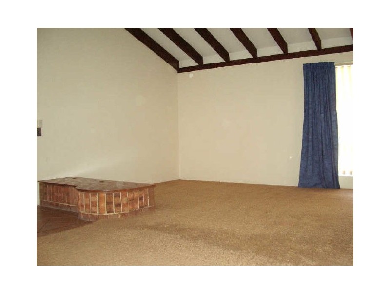 10 The Crest, Woodvale WA 6026