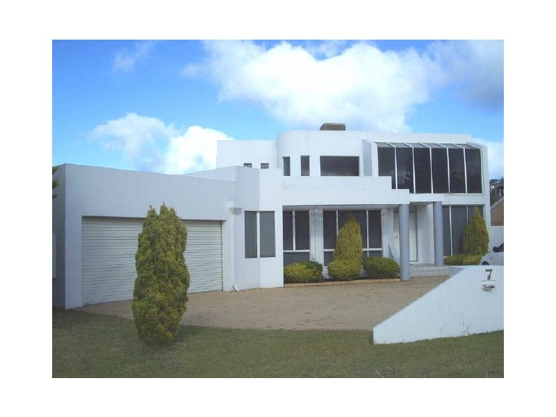 7 Reliance Close, Ocean Reef WA 6027