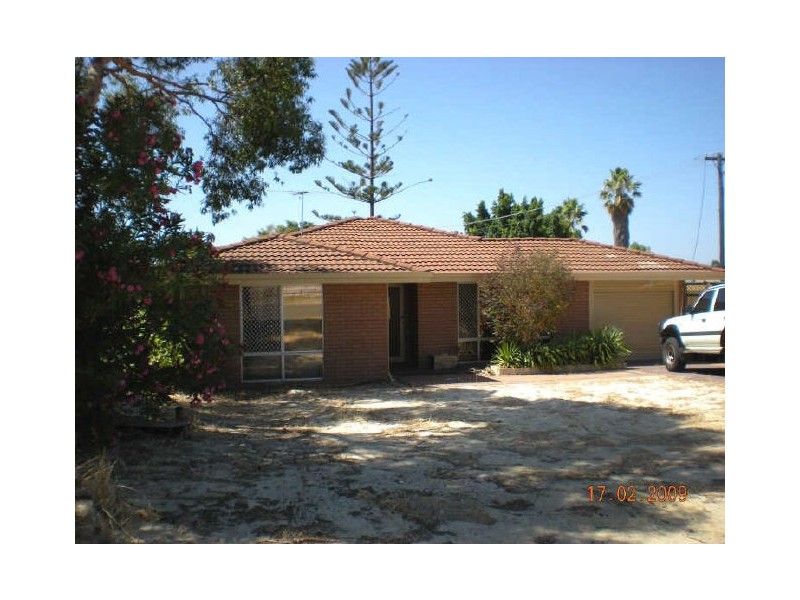 2 Barnes Court, Craigie WA 6025