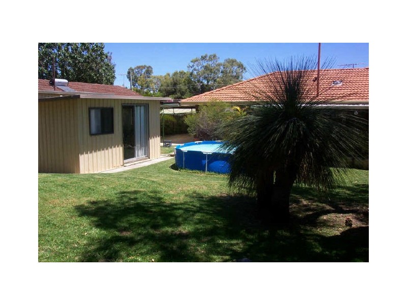 196 Camberwarra Drive, Craigie WA 6025