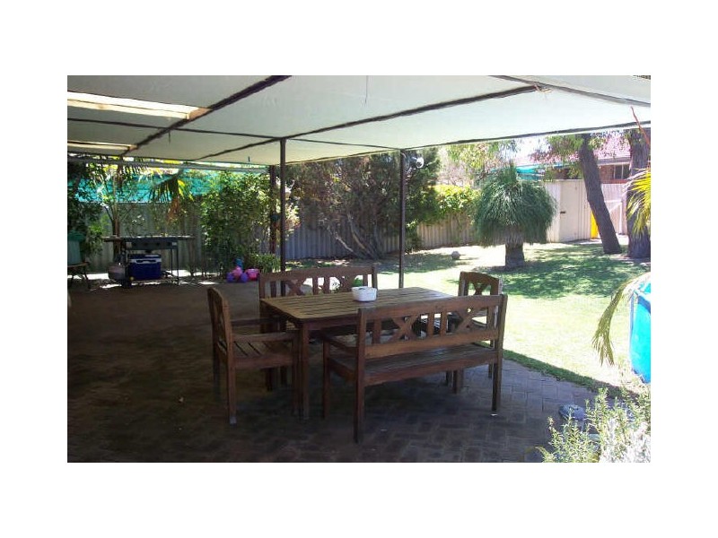 196 Camberwarra Drive, Craigie WA 6025