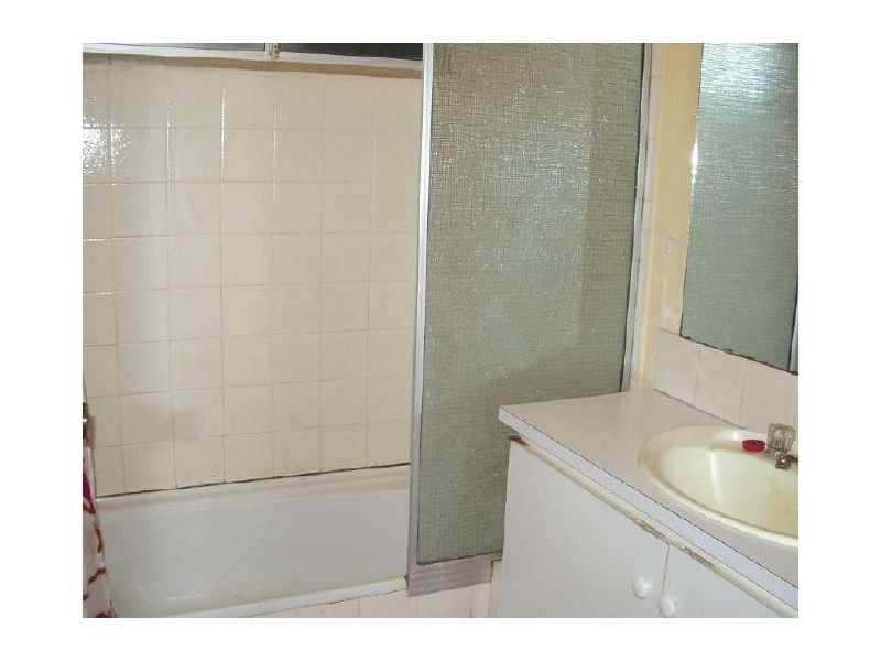 7/204 Royal Street, Yokine WA 6060