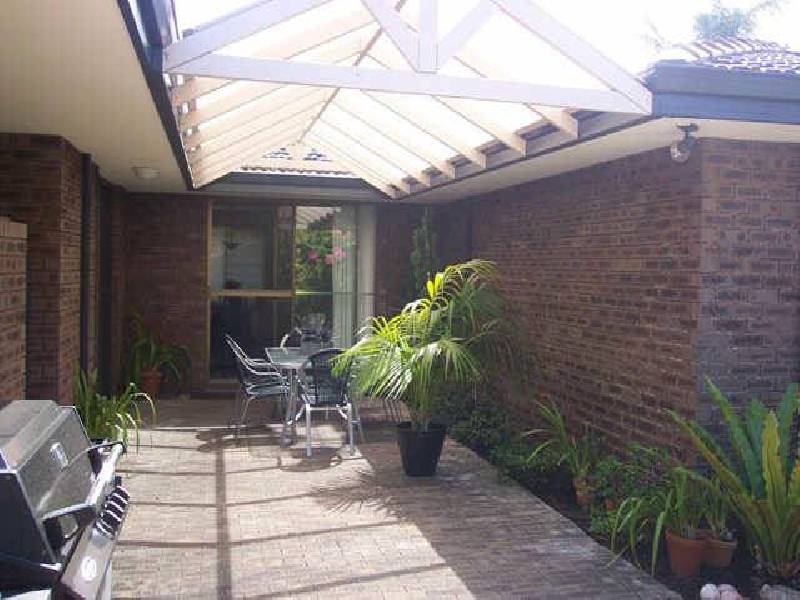 27 Durban Crescent, Kingsley WA 6026