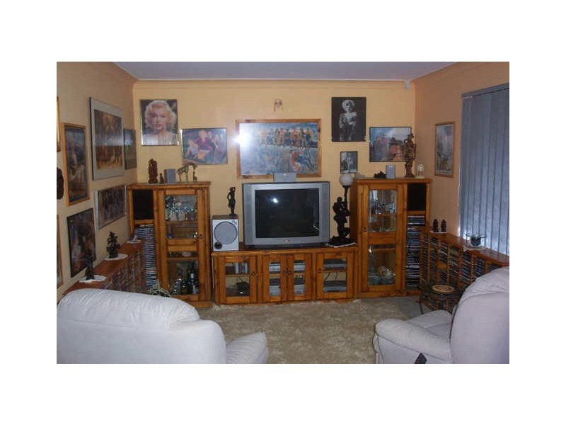 5 Elfa Court, Alexander Heights WA 6064