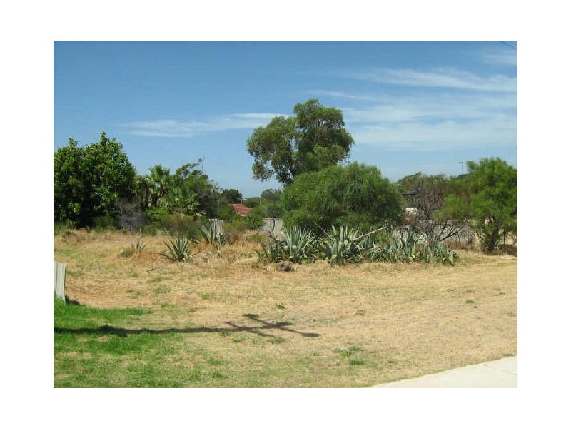 137 Bridgewater Drive, Kallaroo WA 6025