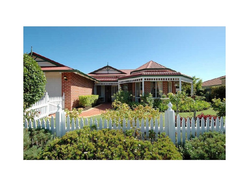 23 St Pierre Circuit, Currambine WA 6028