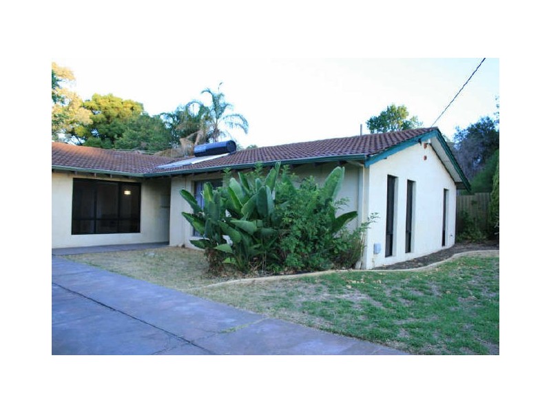 4 Beaumont Way, Greenwood WA 6024