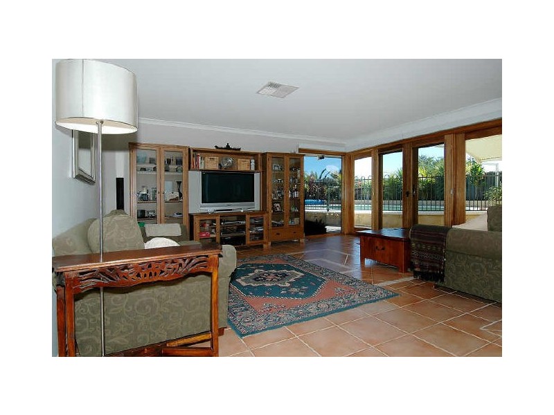 56 Fairway Circle, Connolly WA 6027