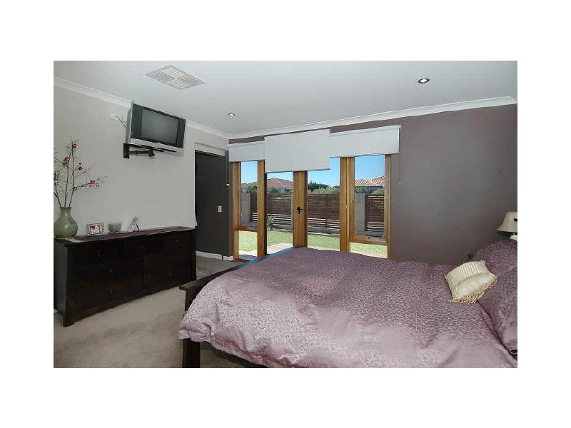 56 Fairway Circle, Connolly WA 6027