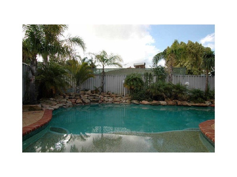 3 Majestic Place, Connolly WA 6027