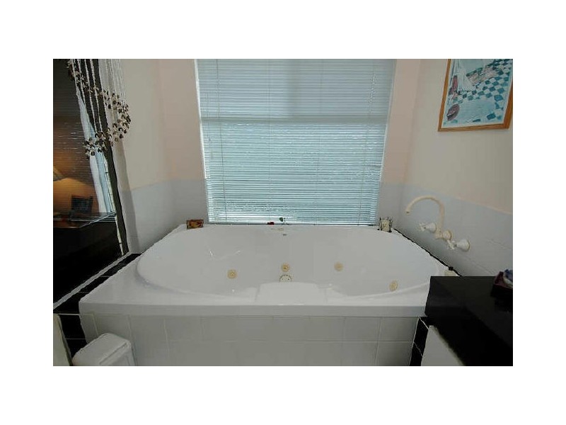 3 Majestic Place, Connolly WA 6027