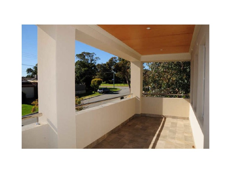 2 Williton Road, Karrinyup WA 6018