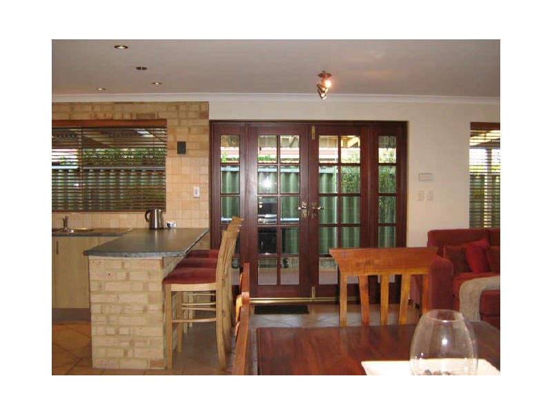 14 Tarakan Hts, Marangaroo WA 6064