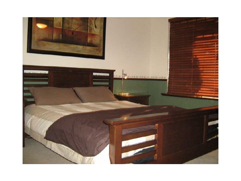 14 Tarakan Hts, Marangaroo WA 6064