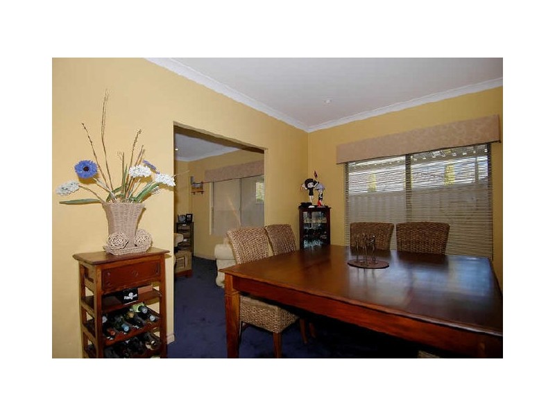 33-35 Fenchurch Street, Alexander Heights WA 6064