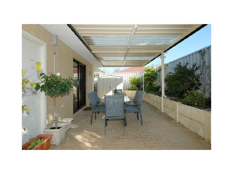 33-35 Fenchurch Street, Alexander Heights WA 6064