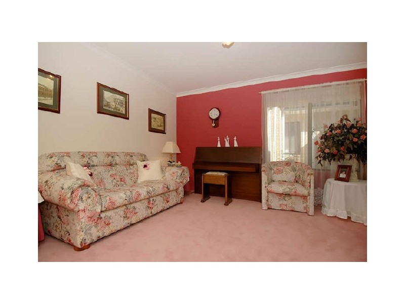 33-35 Fenchurch Street, Alexander Heights WA 6064