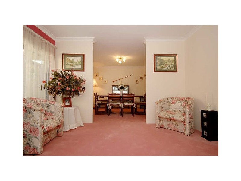 33-35 Fenchurch Street, Alexander Heights WA 6064