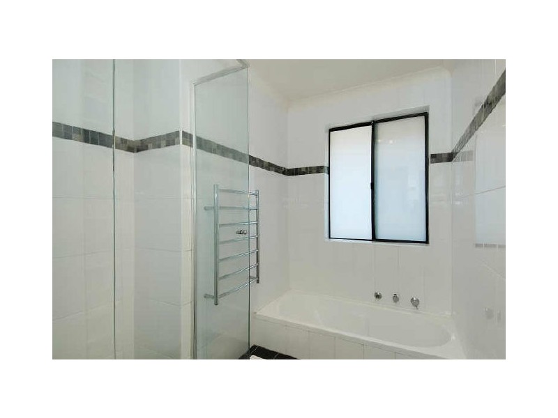 61 Highclere Blv, Marangaroo WA 6064