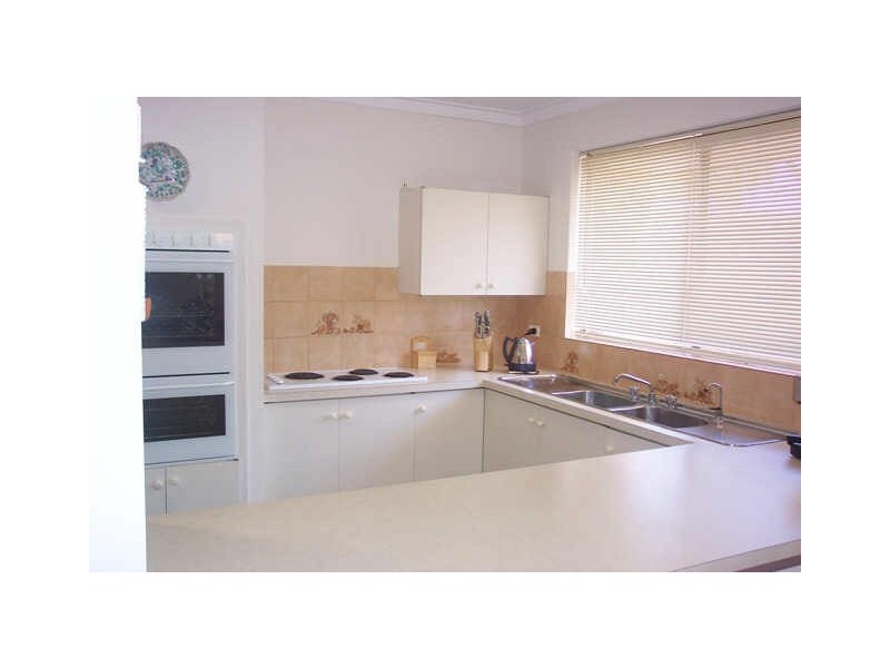 27 Durban Crescent, Kingsley WA 6026