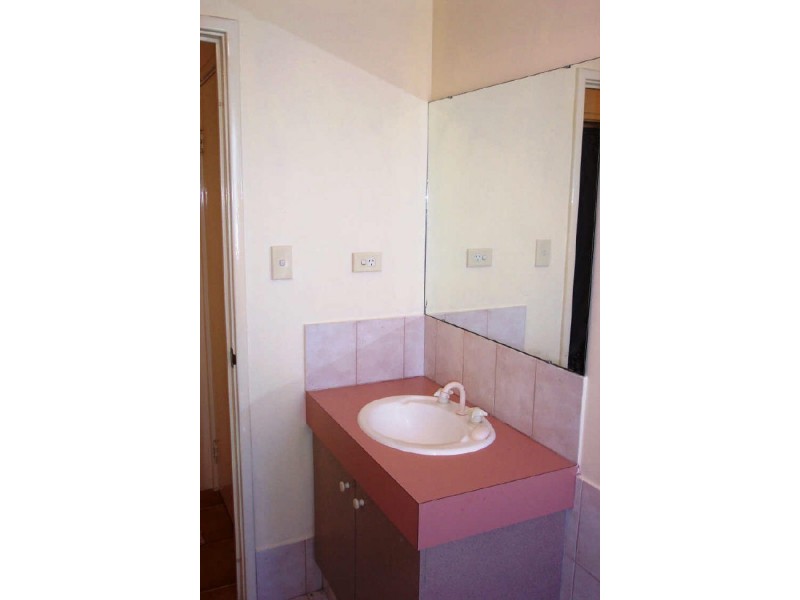 5 Masters Place, Marangaroo WA 6064