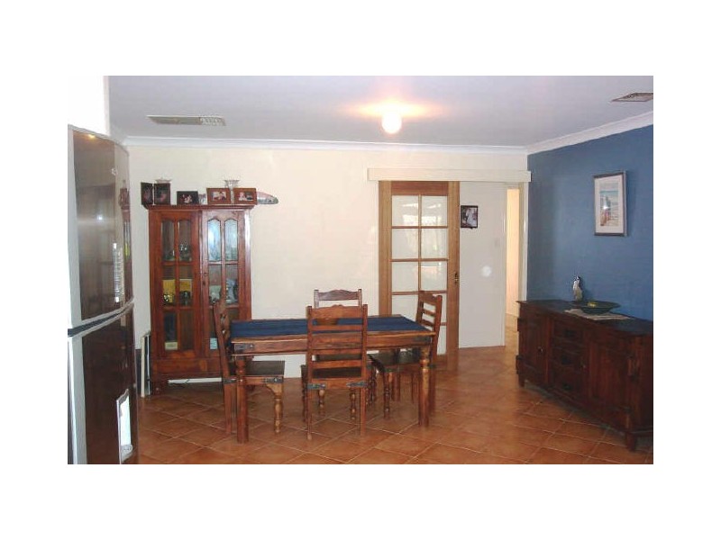 5 Masters Place, Marangaroo WA 6064