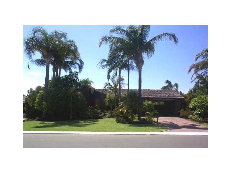 27 Durban Crescent, Kingsley WA 6026